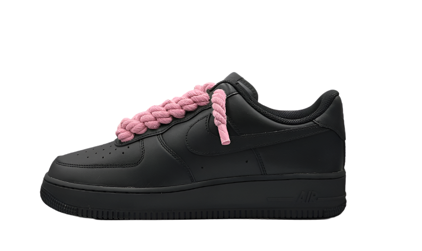 NIKE AIR FORCE 1 LOW 07 TRIPLE BLACK W/ PINK ROPE LACES () - Rdrop