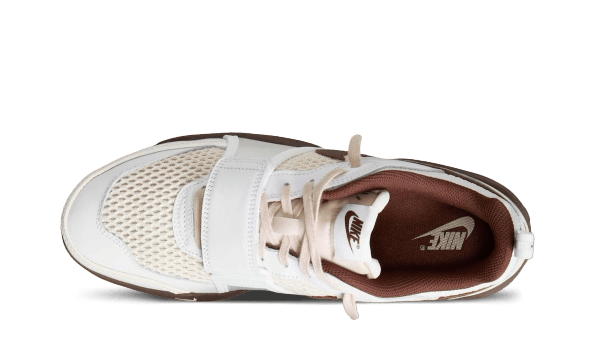 NIKE ZOOM FIELD JAXX TRAVIS SCOTT LIGHT CHOCOLATE (HQ3073 - 100) - Rdrop