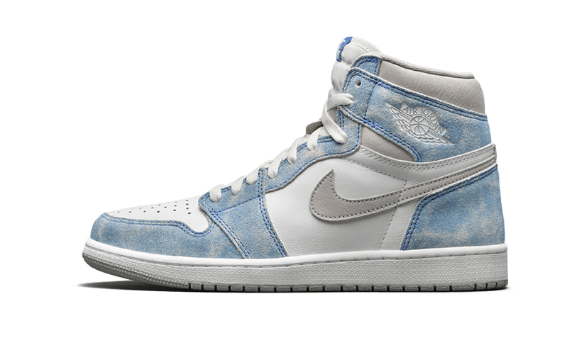 AIR JORDAN 1 RETRO HIGH OG HYPER ROYAL (555088-402) - Rdrop