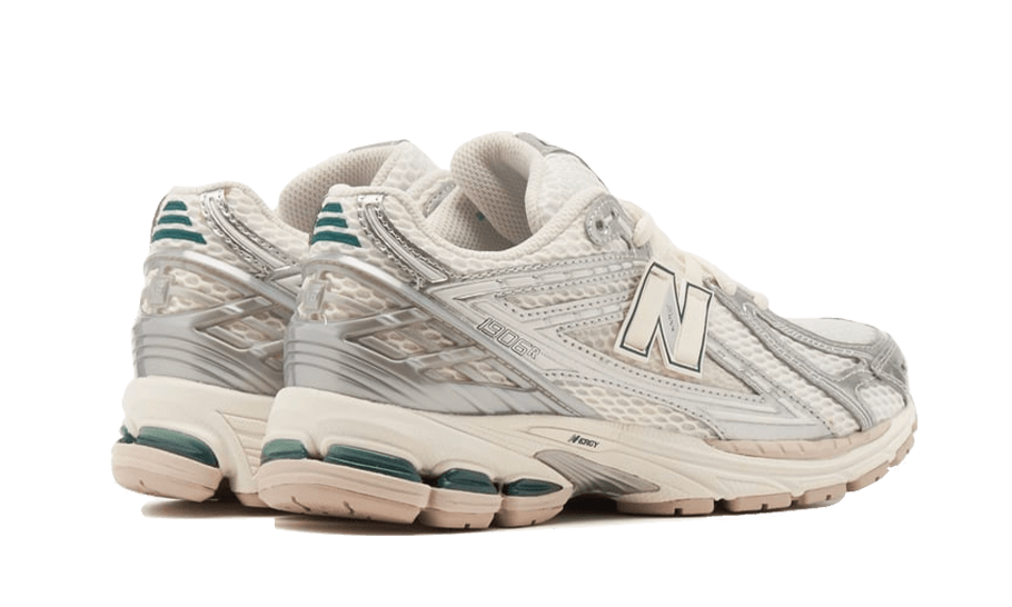 NEW BALANCE 1906R SILVER METALLIC CREAM (M1906REE) - Rdrop